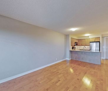 For Lease - 18 Harding Boulevard Unit# 323, Richmond Hill, Ontario - Photo 3