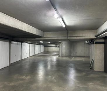 Appartement met garagebox en extra bergruime in het centrum van Oos... - Foto 1