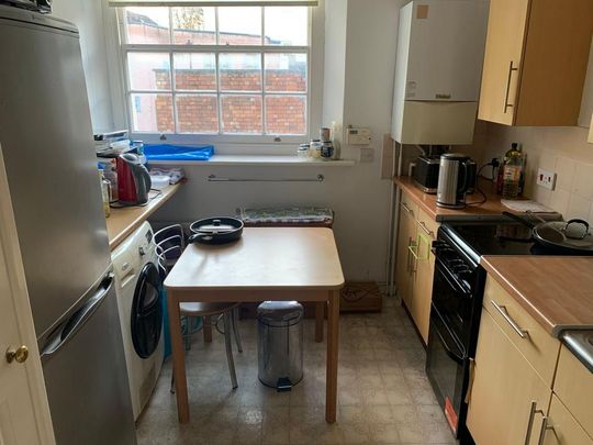 2 bedroom flat to rent - Photo 1