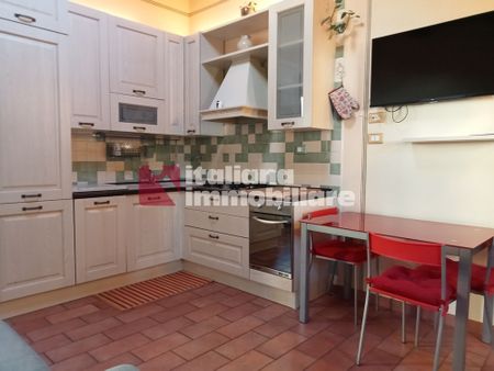 Ottimo Bilocale con Terrazzo in Affitto - Photo 3