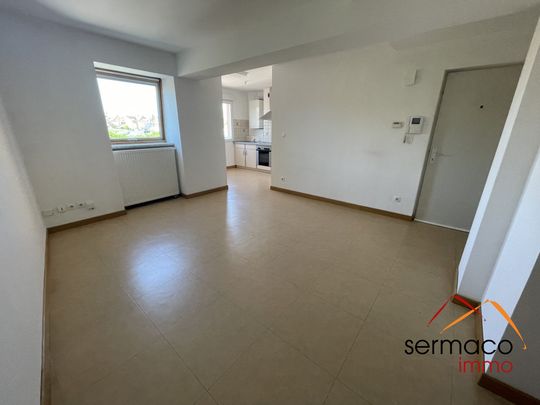 Appartement de type F2 avec ascenseur - Photo 1