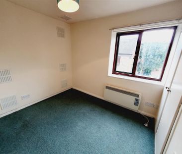 1 Bedroom House to Rent in Hazelwood Lane, Kettering, Northants, NN16 - Photo 2