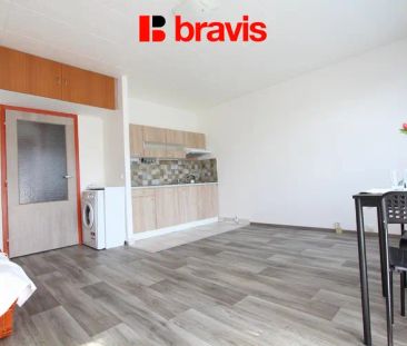 Pronájem bytu 1+kk, Brno - Starý Lískovec, lodžie, šatna, ulice U P... - Photo 3