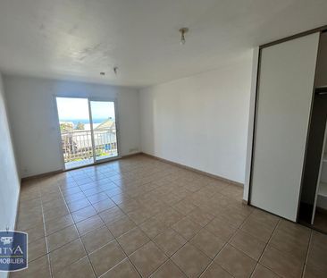 Location Appartement 1 pièce 27m² LE TAMPON 97430 - Photo 1