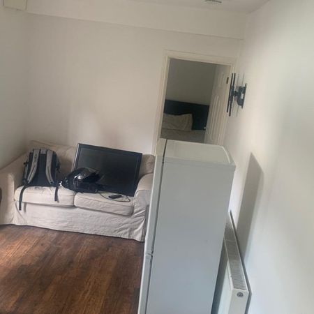 Craven Road - Photo 4