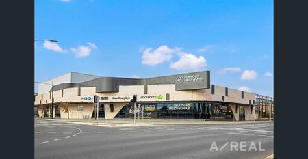 Modern Two-Bedroom Apartment Offering Comfort and Convenience - Photo 2