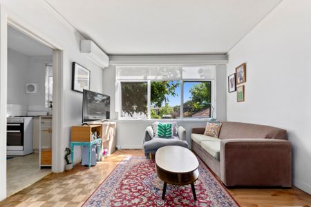 11/25 Williams Road, Prahran. - Photo 2