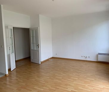 Location d'un appartement 4 pièces à REIMS - Photo 1