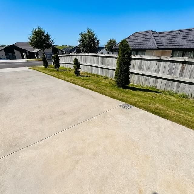 16a Kapua Crescent - Photo 1
