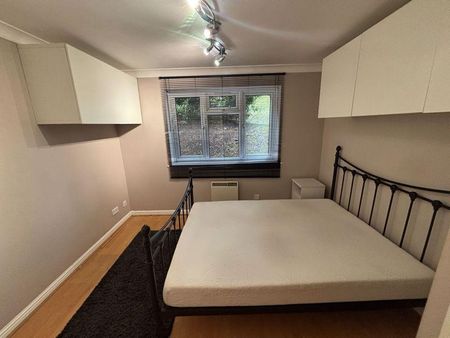 1 bedroom ground floor flat to rent - Photo 2