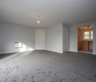 2 bedroom apartment to rent - Photo 2