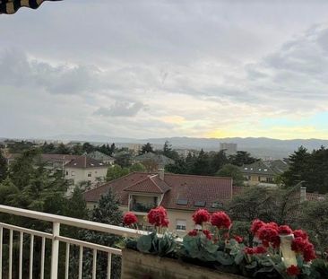 Location Appartement 4 pièces 91m² LYON 5ème - Photo 1