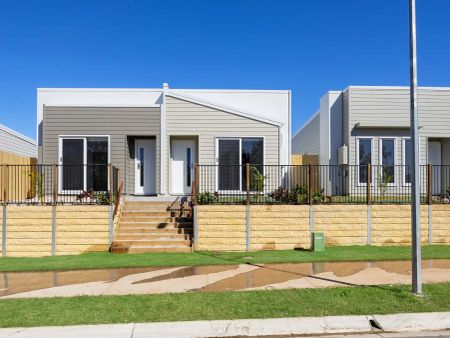 144 Honeysuckle Drive, Ripley QLD 4306 - Photo 4