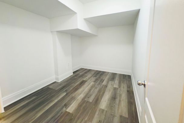 For Lease - 51 Little Lake Drive Unit# Lower, Barrie, Ontario - Photo 1