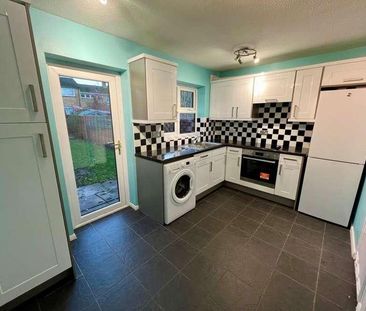 Forest Park, Berkshire, RG12 - Photo 6