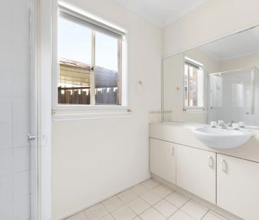 Spacious Family Living in the Heart of Hoppers Crossing - Photo 1