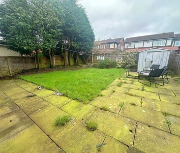 2 bedroom semi-detached house to rent - Photo 6