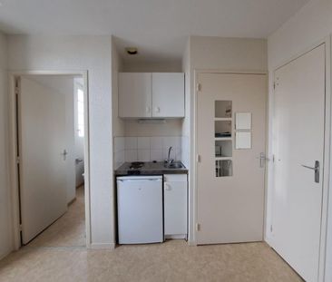 Appartement à louer, 1 pièce - Angers 49000 - Photo 1