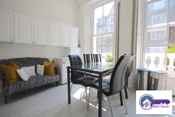 1 Bedroom Room in Flat Share To Rent - Photo 1