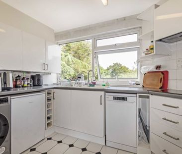 Wellesley Road, TW2, London - Photo 3