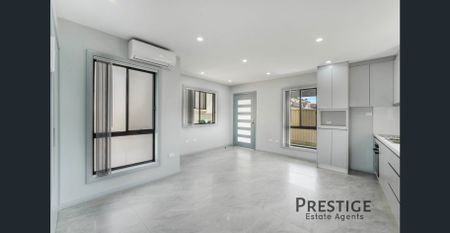 Brand New Family Residence! - Photo 2