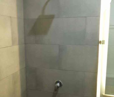 Hermoso Townhouse en renta en Montebello - Photo 2