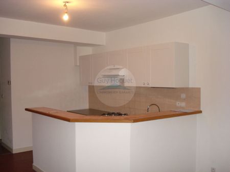 Location Appartement 2 pièces 50m² AUXERRE 89000 - Photo 5