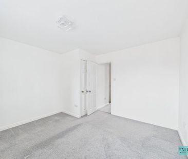 2 bedroom semi-detached house to rent - Photo 6