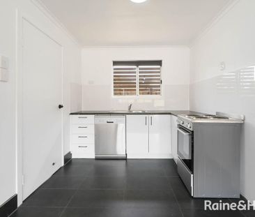 Renovate unit for rent - SHOAL POINT - Photo 1