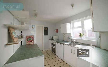 |ref: |, St. Denys Road, Southampton, SO17 - Photo 2