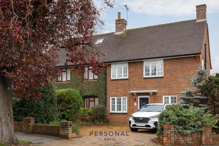 3 bedroom semi-detached house to rent - Photo 3