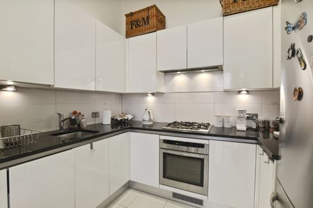 2 bedroom flat to rent - Photo 3