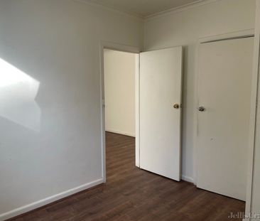 5/49 Brougham Street, North Melbourne - Photo 3