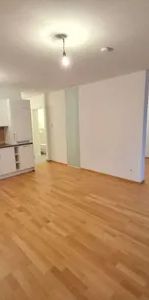 Einzigartige 2 Zimmer Wohnung mit sehr schöner Loggia! - Photo 1