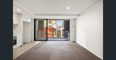 ONE-BEDROOM FEEL AT A STUDIO PRICE - Photo 2