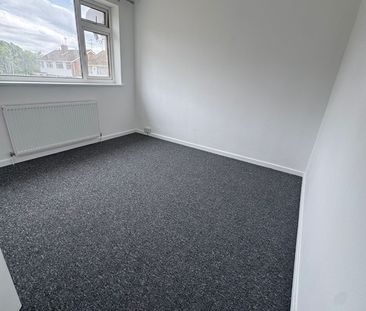 3 Bed Terraced House, Handcross Road, LU2 - Photo 5