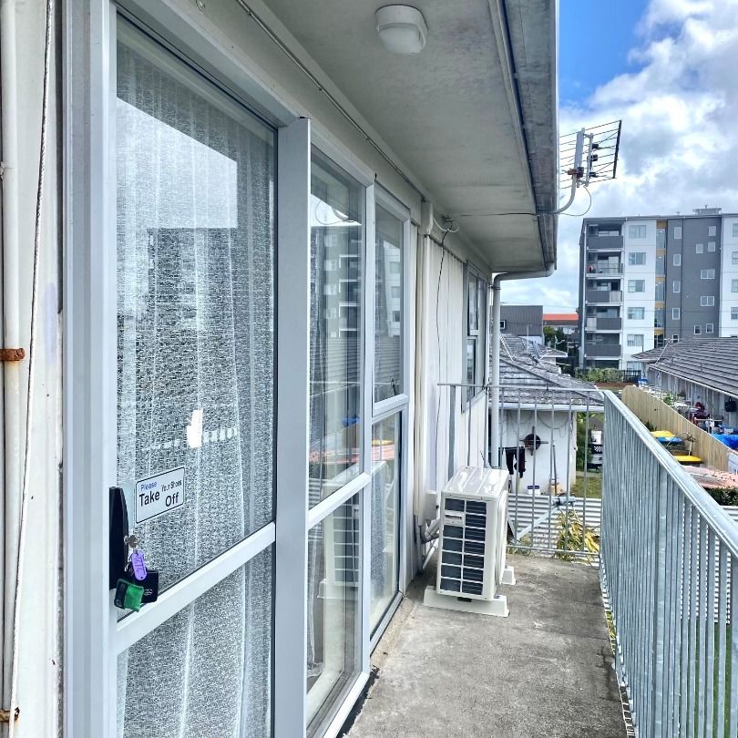 Unit 6, 4 Atkinson Avenue, Otahuhu, Auckland - Photo 1