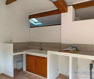 Location Appartement 1 pièce 34m² LE BEAUSSET 83330 - Photo 6