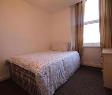 5 bedroom maisonette to rent - Photo 6