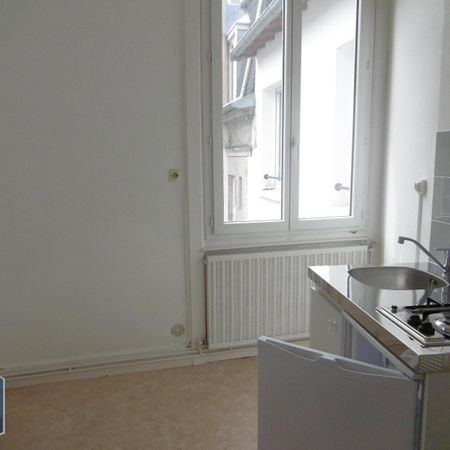Location Appartement 1 pièce 22m² ST ETIENNE 42000 - Photo 3