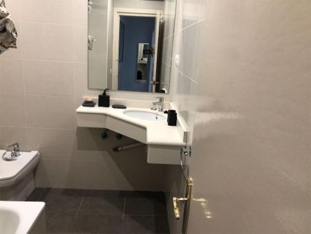 Piso de alquiler en Avinguda de Prat de la Riba, 19, Eixample - Photo 2