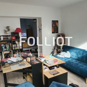 A LOUER - VIRE NORMANDIE - à proximité des commerces - BEAU T2 SITUÉ AU RDC - Photo 2