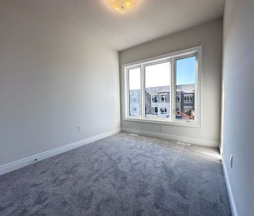 For Lease - 190 Tennant Circle, Vaughan, Ontario - Photo 2