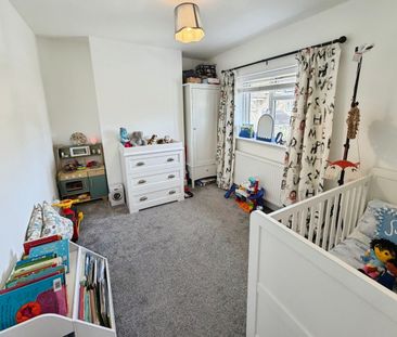 Three-Bedrooms Semi-Detached House - Photo 4