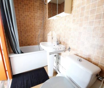 ILLKIRCH GRAFFENSTADEN - STUDIO MEUBLE - 14m² - Photo 6