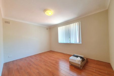 8/5 Queen Street, 2144, Auburn Nsw - Photo 2