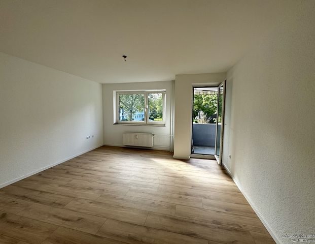 RIDA Residential! Modernisierte 3-Zimmer-Wohnung mit viel Stauraum und Balkon in von Köln-Nippes! - Foto 1