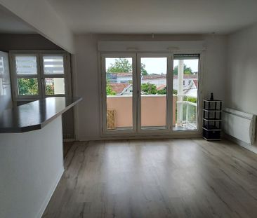 Location Appartement 3 pièces 70m² PESSAC 33600 - Photo 2