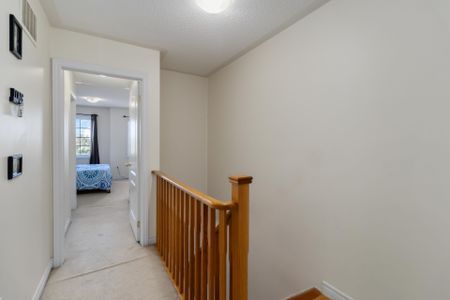 For Lease - 40 Peach Drive, Brampton, Ontario - Photo 2