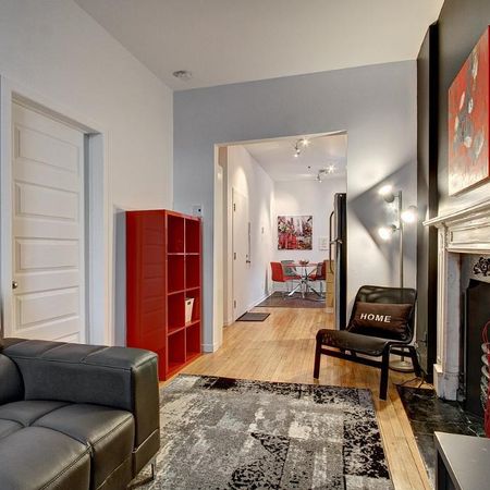 Magnifique 3 1/2 meublé - tout compris - avec galerie en plein ♥ Vieux-Québec - Photo 4